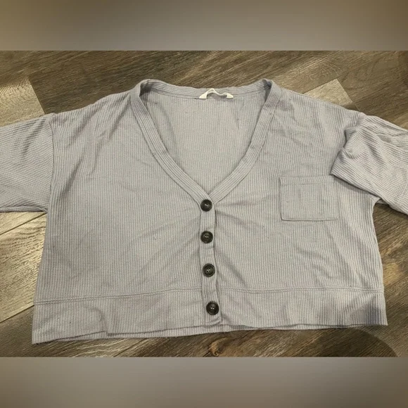 Buttoned Cropped Sweater - Picture 1 of 3